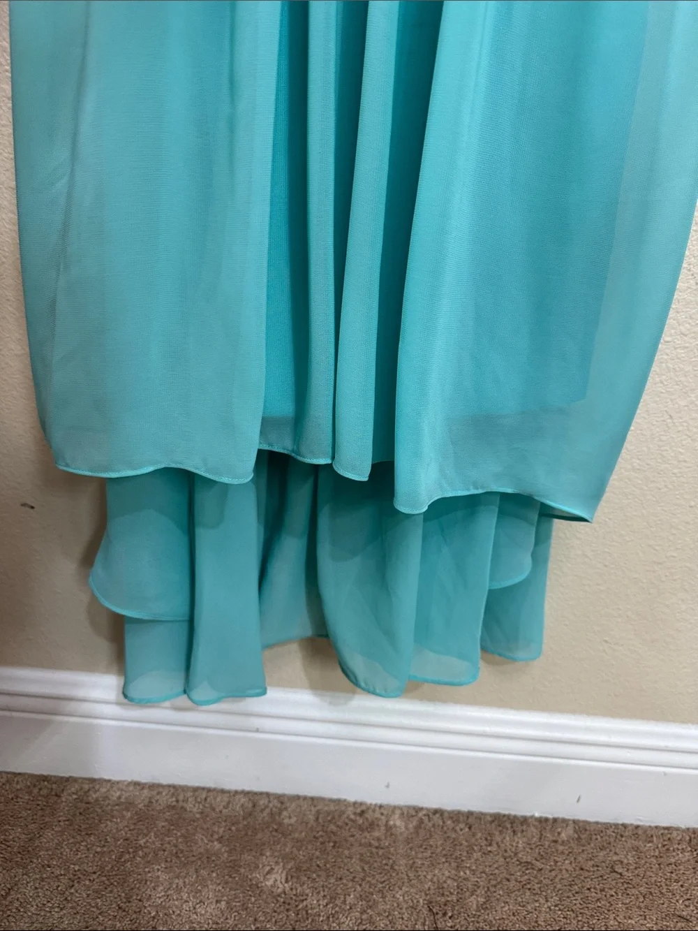 JJs House halter neckline